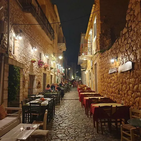 Anaroussa Diros 阿里奥波利斯