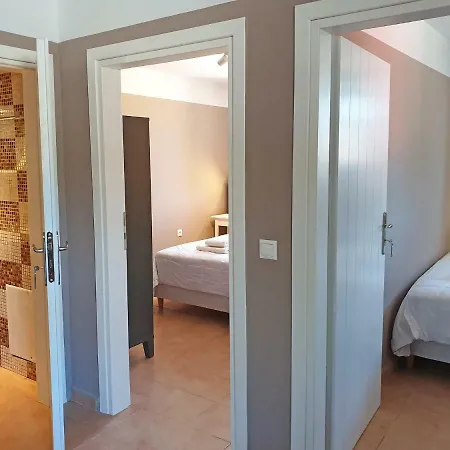 度假居 Anaroussa Diros