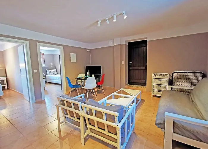 Сasa de vacaciones Anaroussa Diros Areopoli