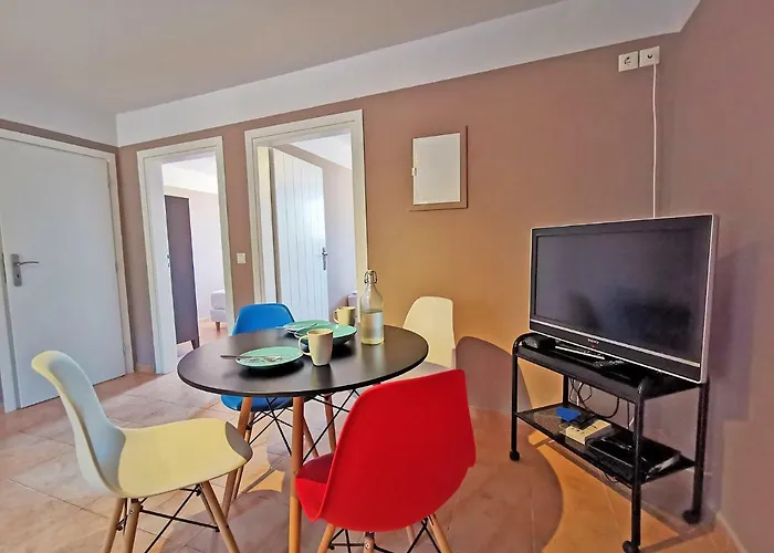 Сasa de vacaciones Anaroussa Diros *